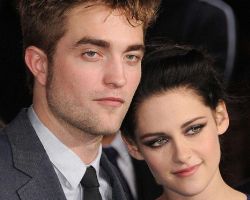 Best News Updates and Articles on Kristen Stewart and Robert Pattinson  at www.RobertPattinsonKristenStewartNews.com